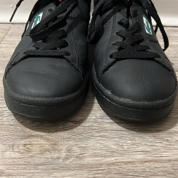 HOST PICK Lacoste Men’s Masters Classic Tennis Sneaker - Picture 5 of 11